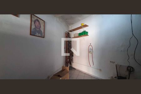 Casa à venda com 191m², 3 quartos e 2 vagas Casa à venda com 191m², 3 quartos e 2 vagasQuarto de Serviço