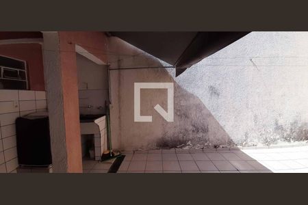 Casa à venda com 191m², 3 quartos e 2 vagas Casa à venda com 191m², 3 quartos e 2 vagasÁrea de Serviço