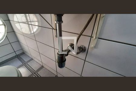 Casa à venda com 191m², 3 quartos e 2 vagas Casa à venda com 191m², 3 quartos e 2 vagasLavabo