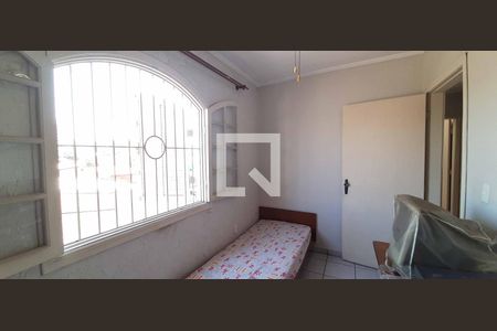 Casa à venda com 191m², 3 quartos e 2 vagas Casa à venda com 191m², 3 quartos e 2 vagasQuarto 3