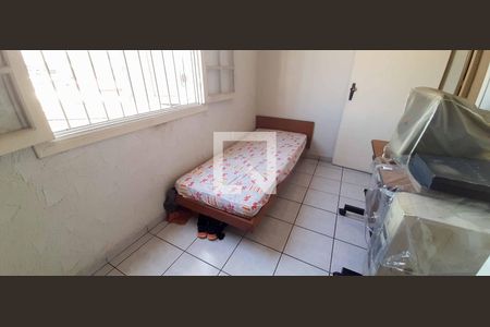 Casa à venda com 191m², 3 quartos e 2 vagas Casa à venda com 191m², 3 quartos e 2 vagasQuarto 3