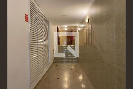 Apartamento à venda com 122m², 2 quartos e 1 vagaFoto 02