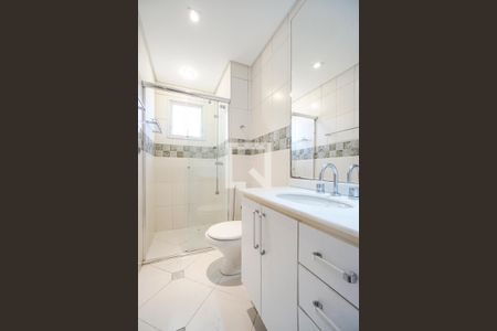 Apartamento à venda com 98m², 4 quartos e 2 vagasBanheiro social