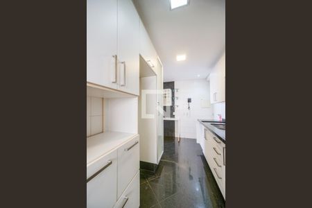 Apartamento à venda com 98m², 4 quartos e 2 vagasCozinha