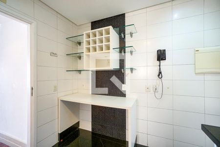 Apartamento à venda com 98m², 4 quartos e 2 vagasCozinha