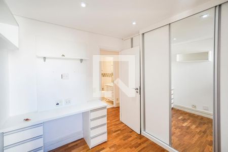 Apartamento à venda com 98m², 4 quartos e 2 vagasQuarto 01