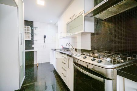 Apartamento à venda com 98m², 4 quartos e 2 vagasCozinha