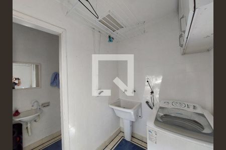 Casa à venda com 190m², 3 quartos e 2 vagasÁrea de Serviço