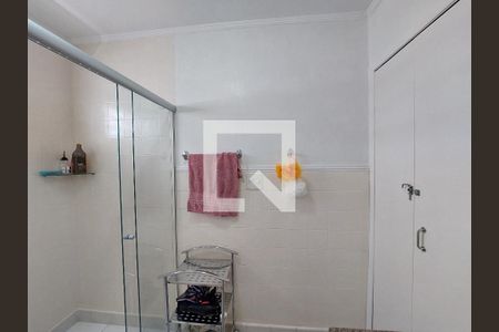 Casa à venda com 190m², 3 quartos e 2 vagasBanheiro 1