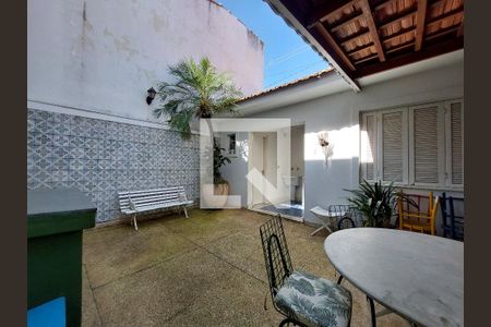 Casa à venda com 190m², 3 quartos e 2 vagasQuintal 