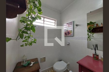 Casa à venda com 190m², 3 quartos e 2 vagasLavabo