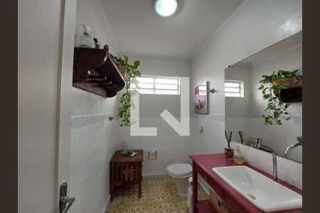 Casa à venda com 190m², 3 quartos e 2 vagasLavabo