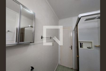 Casa à venda com 190m², 3 quartos e 2 vagasBanheiro 2