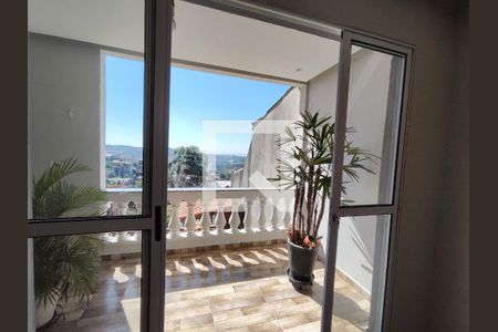 Casa para alugar com 130m², 3 quartos e 2 vagasVaranda da Sala