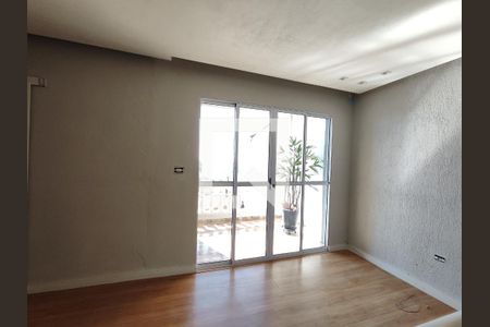 Casa para alugar com 130m², 3 quartos e 2 vagasSala de estar