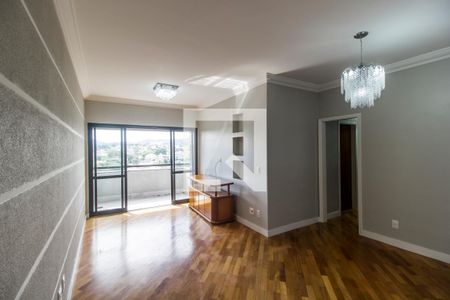 Sala de TV de apartamento para alugar com 3 quartos, 99m² em Empresarial 18 do Forte, Barueri