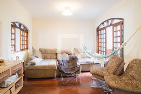 Sala de casa à venda com 3 quartos, 250m² em Dos Casa, São Bernardo do Campo