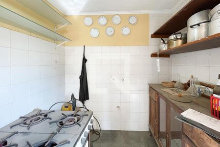 Casa à venda com 250m², 3 quartos e 3 vagasÁrea - Churrasqueira