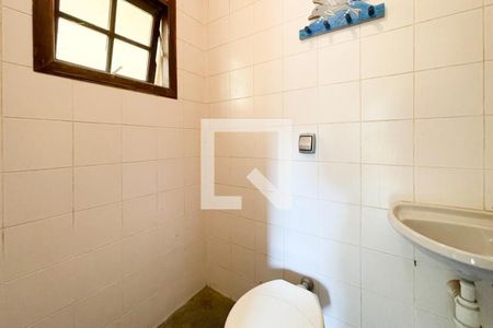 Casa à venda com 250m², 3 quartos e 3 vagasBanheiro - Suíte 3