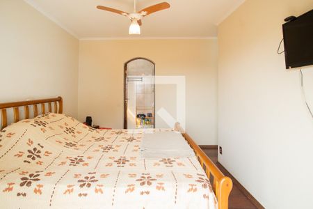 Casa à venda com 250m², 3 quartos e 3 vagasSuíte 2