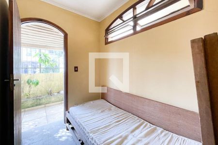 Casa à venda com 250m², 3 quartos e 3 vagasSuíte 3