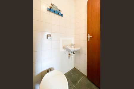 Casa à venda com 250m², 3 quartos e 3 vagasBanheiro - Suíte 3