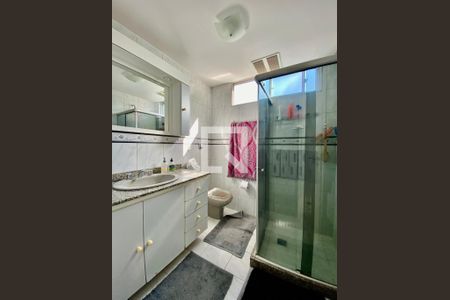 Apartamento à venda com 82m², 3 quartos e 1 vagaBanheiro 1