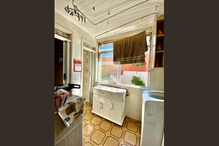 Apartamento à venda com 82m², 3 quartos e 1 vagaÁrea de Serviço