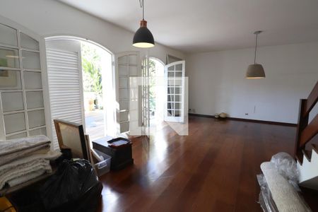 Sala de casa para alugar com 4 quartos, 180m² em Sumarezinho, São Paulo