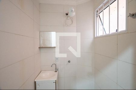 Banheiro Social de kitnet/studio para alugar com 1 quarto, 14m² em São Judas, São Paulo