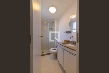 Apartamento para alugar com 70m², 2 quartos e 1 vagaBanheiro da Suíte