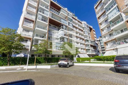 Apartamento para alugar com 70m², 2 quartos e 1 vagaFachada