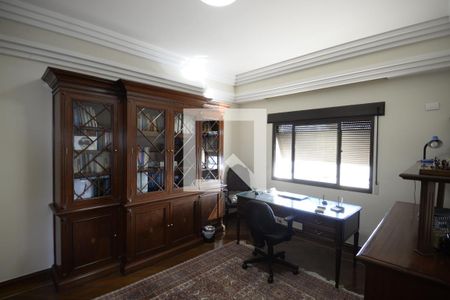 Apartamento à venda com 540m², 5 quartos e 5 vagasQuarto 