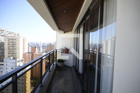 Apartamento à venda com 540m², 5 quartos e 5 vagasVaranda
