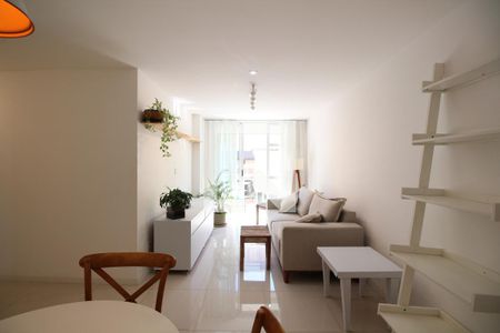 Sala de apartamento para alugar com 2 quartos, 63m² em Jacarepaguá, Rio de Janeiro