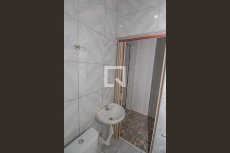 Banheiro de casa para alugar com 1 quarto, 90m² em Jardim Vila Carrão, São Paulo