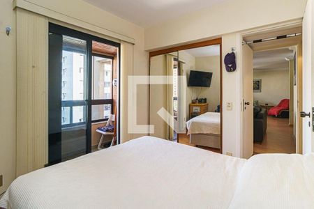 Apartamento à venda com 136m², 4 quartos e 2 vagas