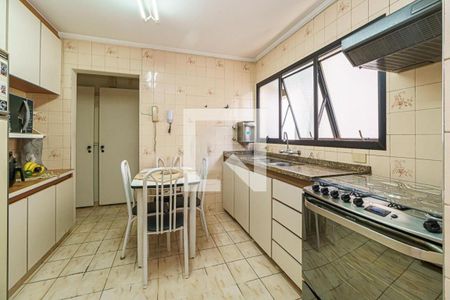 Apartamento à venda com 136m², 4 quartos e 2 vagas