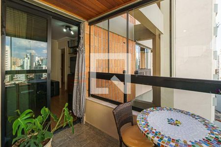 Apartamento à venda com 136m², 4 quartos e 2 vagas