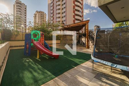 Apartamento à venda com 136m², 4 quartos e 2 vagas