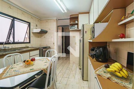 Apartamento à venda com 136m², 4 quartos e 2 vagas