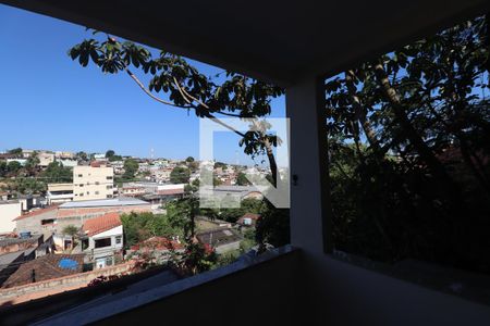 Varanda de casa para alugar com 3 quartos, 125m² em São Miguel, São Gonçalo