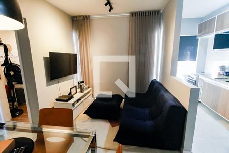 Sala - Cortina Blackut de apartamento para alugar com 2 quartos, 54m² em Vila Andrade, São Paulo