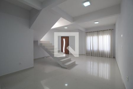 Sala de casa para alugar com 4 quartos, 130m² em Vila Jardini, Sorocaba