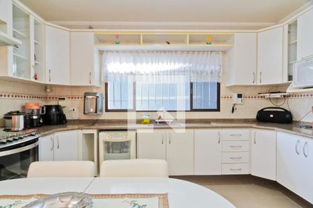 Casa à venda com 145m², 2 quartos e 2 vagas Casa à venda com 145m², 2 quartos e 2 vagasCozinha