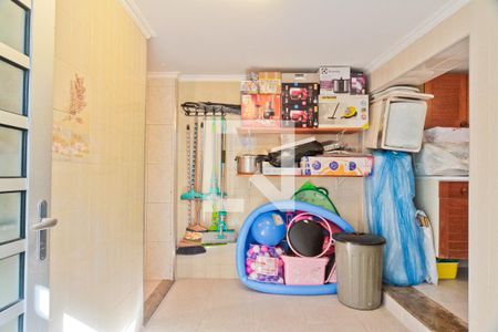 Casa à venda com 145m², 2 quartos e 2 vagas Casa à venda com 145m², 2 quartos e 2 vagasEdícula