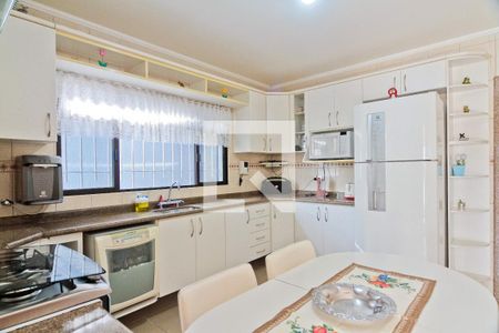 Casa à venda com 145m², 2 quartos e 2 vagas Casa à venda com 145m², 2 quartos e 2 vagasCozinha