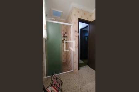 Casa à venda com 140m², 3 quartos e 1 vagaBanheiro