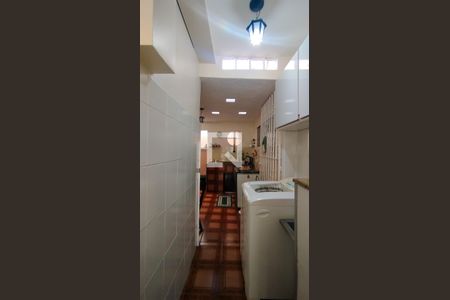 Casa à venda com 140m², 3 quartos e 1 vagaÁrea de Serviço