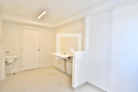 Sala/ Cozinha  de apartamento para alugar com 1 quarto, 21m² em Brás, São Paulo